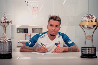 Kevin Velasco firmó con Liga de Quito.