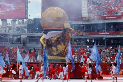 El Estadio de Toronto se llena de color y diversidad durante la ceremonia inaugural del Mundial 2026 en Canadá