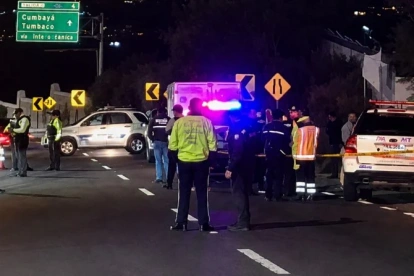 La Policía investiga el ataque armado que acabó con la vida del gerente financiero de la UDLA en la avenida Oswaldo Guayasamín.