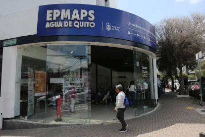Imagen referencial. Los trabajadores estaban en una camioneta con el nombre de Agua de Quito.