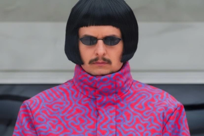 Oliver Tree, cantante y compositor estadounidense, falleció a los 32 años en un accidente de helicópteros ocurrido en Río de Janeiro.