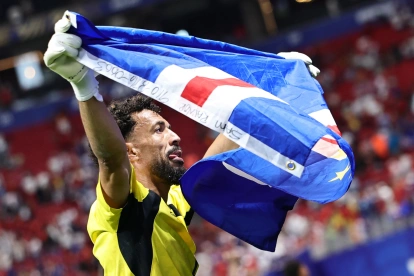 Vozinha, el portero estrella de Cabo Verde. Destacó en el empate 1-1 ante España.