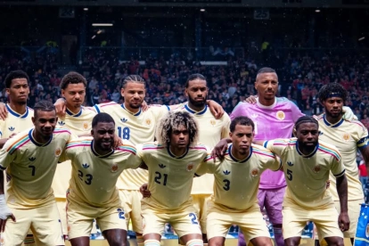 La selección de Curazao posa antes de uno de sus encuentros en el Mundial de la FIFA 2026.