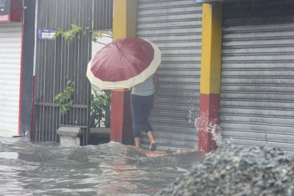 En varios sectores de Guayaquil se registran inundaciones cuando llueve ante la falta de espacios permeables.