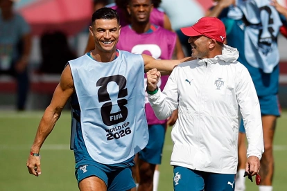 Mundial 2026: Cristiano Ronaldo (izq.) y Portugal se estrenan en la Copa.