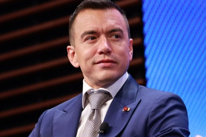Si bien Noboa se ha valido de la polarización para sostenerse, él llegó al poder con una postura diferente: la del pro sin techo.