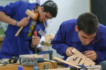 Más de 20 empresas que ofrecerán alrededor de 1.050 vacantes para estudiantes, egresados y profesionales de distintas áreas.