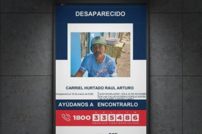 Cartel de búsqueda difundido por la familia de Raúl Arturo Carriel Hurtado, de 76 años, desaparecido en Milagro el 16 de marzo de 2026.