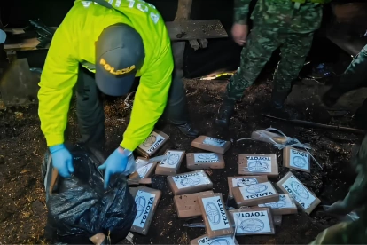 El laboratorio tenía capacidad de producir aproximadamente tres toneladas mensuales de droga.