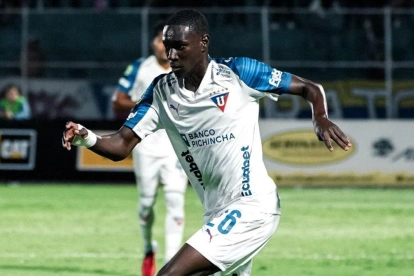 Josué Quiñónez, juvenil de Liga de Quito, que se sumará a la filial del FC Barcelona.