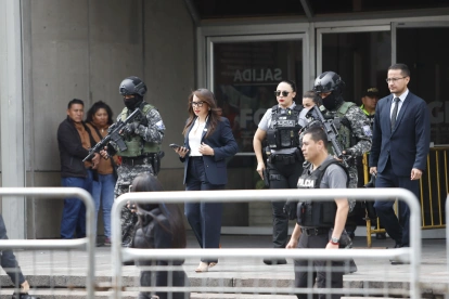 La ministra de Gobierno, Nataly Morillo, anunció una investigación por una presunta red de espionaje en Segura EP.