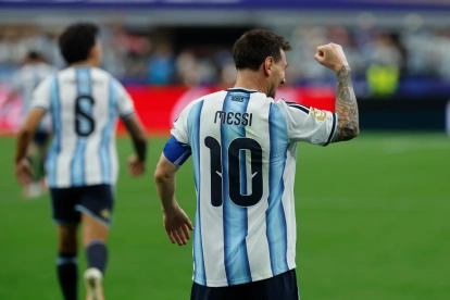 El delantero de Argentina, Leo Messi, celebra el segundo gol del combinado argentino durante el partido del Mundial 2026.