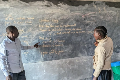 El miedo al ébola y la desinformación han vaciado aulas, alterado exámenes y alimentado el rechazo a las medidas sanitarias en el este de la República Democrática del Congo (RDC).