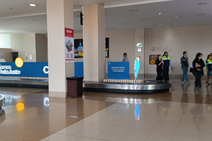 En el aeropuerto Mariscal La Mar se ejecutaron obras que adecuaron nuevas áreas.