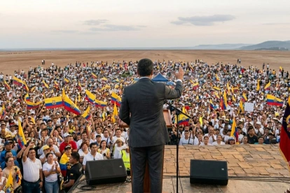 El discurso que proclama transparencia en el  “accionar” ha reemplazado a la probidad notoria en la política ecuatoriana.