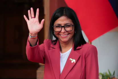 Delcy Rodriguez ordenó el despliegue de equipos de emergencia en varias ciudades tras los terremotos que golpearon Venezuela