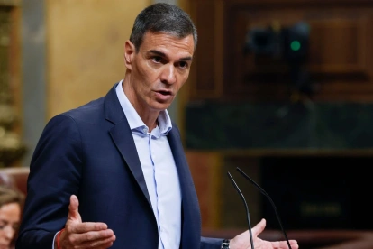Pese a los escándalos de corrupción y las condenas a Ábalos y Koldo, Pedro Sánchez busca sostener su gobierno hasta 2027.