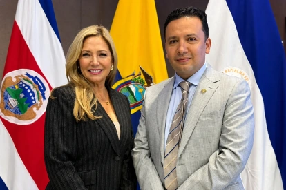Roberto Basantes, miembro de la Junta de Política y Regulación Financiera y Monetaria, participó en el FIMVA 2026.