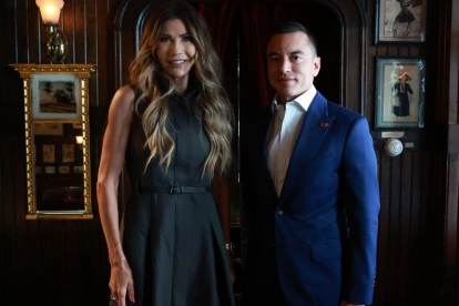 La enviada especial para el Escudo de las Américas, Kristi Noem, y el presidente de Ecuador, Daniel Noboa.