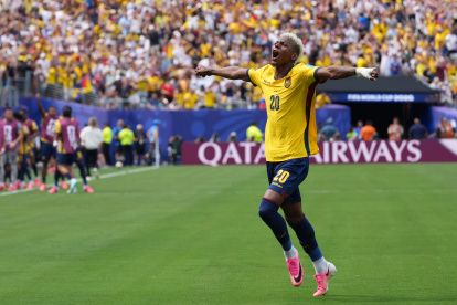 Nilson Angulo fue el encargado de poner el primer gol de Ecuador ante Alemania.