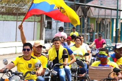 Así festejó Quinindé por el gol de Nilson Angulo y la victoria de Ecuador ante Alemania.