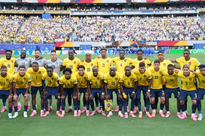 Once jugadores -la Selección- que nacieron en realidades muy duras, asumen la responsabilidad de cargar con el ánimo y las esperanzas del país.