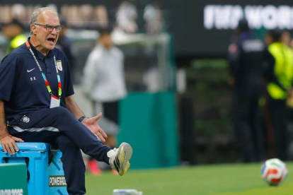 Mundial 2026: Marcelo Bielsa, en la derrota de Uruguay ante España.