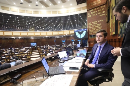 El primer vicepresidente Esteban Torres se encargará de la Presidencia de la Asamblea Nacional.