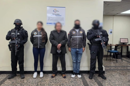 El hombre, de 67 años, habría facilitado las instalaciones de su negocio para el sometimiento y explotación de la víctima.