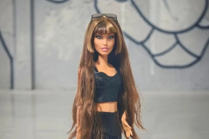 Barbie Signature de la cantante y actriz Miley Cyrus