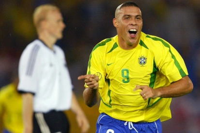 El brasileño Ronaldo se bañó de gloria en el Mundial 2002. Lo hizo con un icónico peinado.