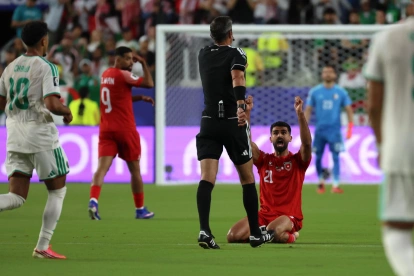Slavko Vincic, árbitro esloveno, durante un partido del Mundial 2026.