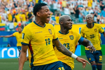 La selección ecuatoriana de fútbol se clasificó a dieciseisavos de final como tercera del grupo E en el Mundial 2026.