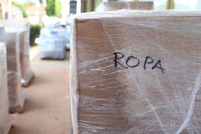 Referencial.Cajas con insumos permanecen sin enviarse en medio de alertas sobre posibles estafas en campañas de ayuda para Venezuela.