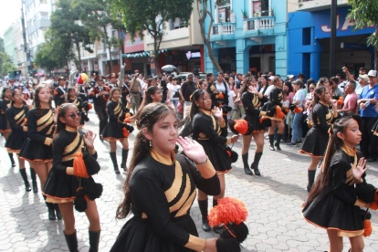 Preferencial. Los desfiles suelen provocar los cierres de vías.