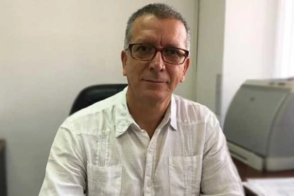 Jorge Cueva, exviceministro de Salud, es candidato a la alcaldía de Quito, por el Partido Socialista.