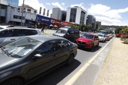En Quito, el Pico y placa se aplica según el último dígito, en dos horarios.