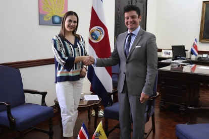 Costa Rica y Ecuador refuerzan lazos de cooperación en encuentro diplomático.