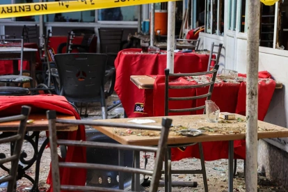 Cinta policial en el lugar de la explosión en una cafetería en el centro de Damasco, Siria, el 2 de julio de 2026.