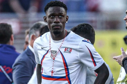 Luego de quedar habilitado por la FIFA, Folarin Balogun podrá disputar los octavos de final con Estados Unidos.