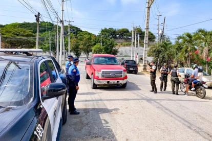 Referencial. Los agentes realizan los operativos en Guayaquil.