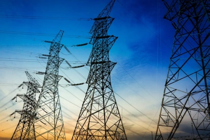 A pesar del déficit eléctrico, el reducido flujo hacia electricidad, gas y agua evidencia que el sector todavía no logra captar capital extranjero para desarrollar nuevos proyectos de generación.