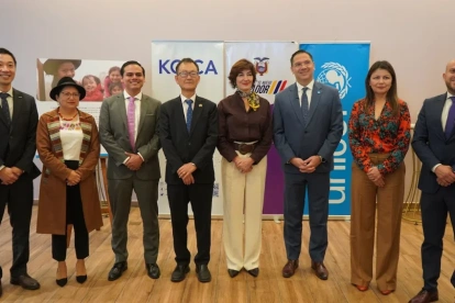 Autoridades del MSP, KOICA, UNICEF y la República de Corea durante la firma del proyecto para prevenir la desnutrición crónica infantil.