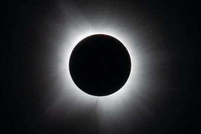 El Sol quedará temporalmente 'oculto' por detrás de la Luna en el eclipse total solar de este 2026.