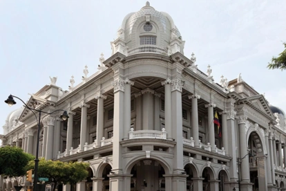 La ciudadanía espera que el próximo alcalde, en tanto máxima autoridad de Guayaquil, sepa desempeñar su cargo con responsabilidad, ética y compromiso.
