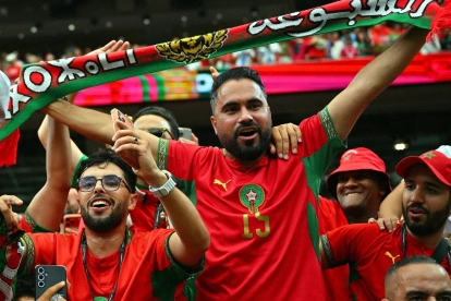 Los aficionados de Marruecos celebran tras el partido de octavos de final del Mundial de la FIFA 2026 entre Canadá y Marruecos.
