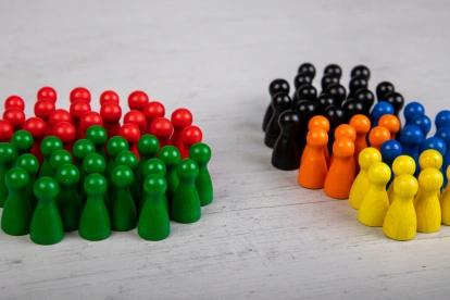 La proliferación de partidos y movimientos genera debates sobre la calidad de la representación democrática.