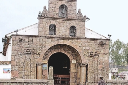 Guayaquil fue fundada en la sierra en 1534, muy cerca de donde hoy se encuentra la iglesia de Balbanera, en la provincia de Chimborazo.