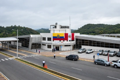 El Centro Binacional de Atención de Frontera (CEBAF), en el sector Macará-La Tina, en el límite entre Ecuador y Perú.