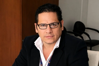 La bancada Revolución Ciudadana cuestionó el relevo del ministro de Salud dispuesto por el Gobierno.